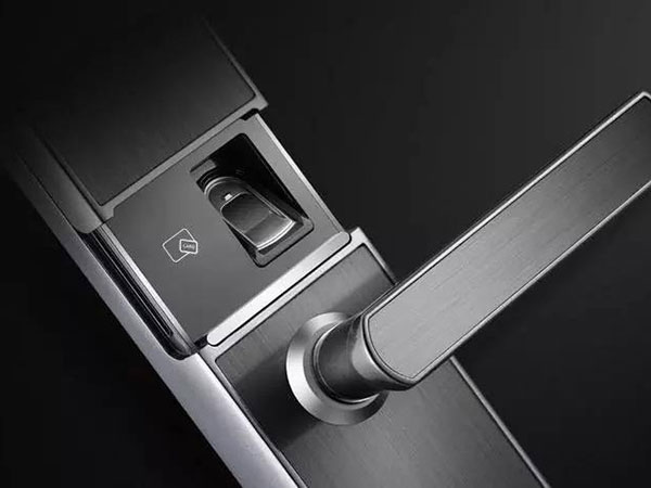 满城24小时上门开锁公司